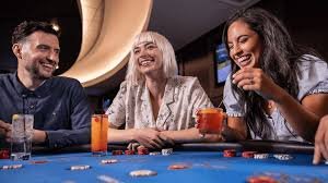 Daftar tabel Lucky Twins yang aktif dengan dealer langsung dari studio perisaiqq